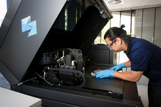 Analysing a printed product from the Stratasys J735