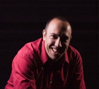 Prof Lorimer Moseley