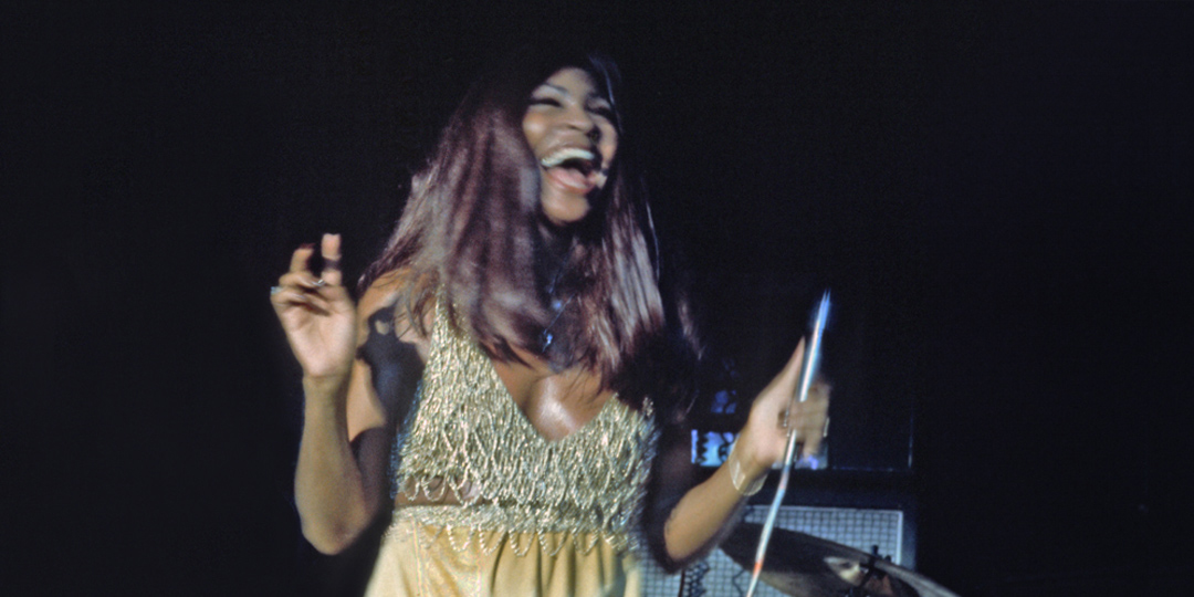 Tina Turner with Ike, November 1972, Musikhalle Hamburg. Photo courtesy Henrich Klaffs, Flickr. 